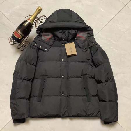 2025年7月18日入荷新作Burberryダウンジャケット...