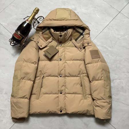 2025年7月18日入荷新作Burberryダウンジャケット...
