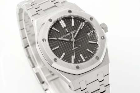 2025年8月5日入荷新作Audemars Piguet腕時計極上の品質人気商品 /GTR工場