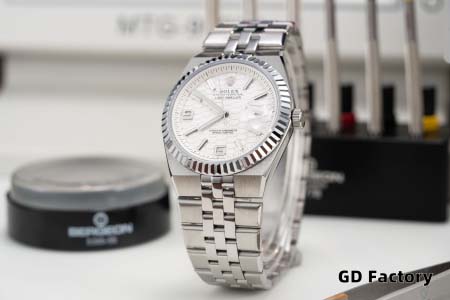 2025年8月5日入荷新作ROLEX腕時計極上の品質人気商品 /GTR工場