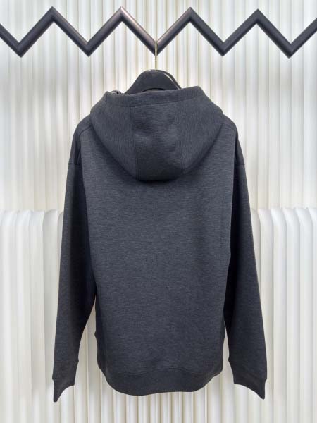 2025年8月12日入荷新作Fendiパーカー人気商品/DW工場