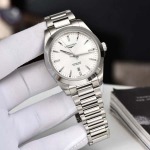 2025年8月5日入荷新作LONGINES腕時計極上の品質人気商品 /GTR工場