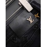 2025年8月30日入荷 新作Louis Vuittonジーパン高級なプレゼント/誕生日プレゼント/高品質/メンツ/記念品/ wenzhou工場