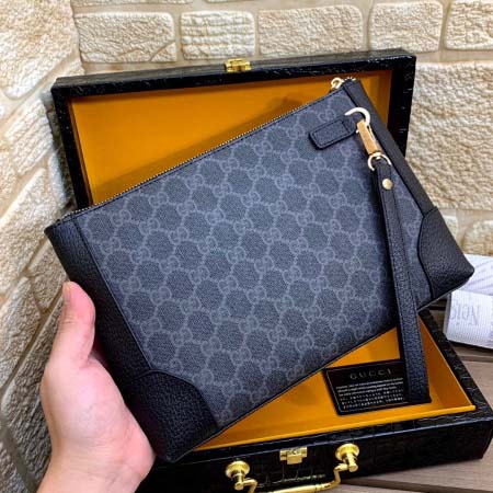 2025年9月8日入荷新作Gucci/人気/本革/バッグ 人気 おすすめ 父の日 誕生日/ギフト プレゼント 結婚式男友達の誕生日プレゼント