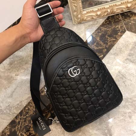 2025年9月8日入荷新作Gucci/人気/本革/バッグ 人気 おすすめ 父の日 誕生日/ギフト プレゼント 結婚式男友達の誕生日プレゼント