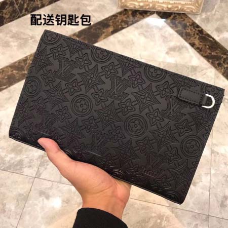 2025年9月8日入荷新作Louis Vuitton/人気/本革/バッグ 人気 おすすめ 父の日 誕生日/ギフト プレゼント 結婚式男友達の誕生日プレゼント