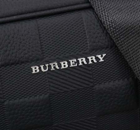 2025年9月8日入荷新作Burberry/人気/本革/バッグ 人気 おすすめ 父の日 誕生日/ギフト プレゼント 結婚式男友達の誕生日プレゼント