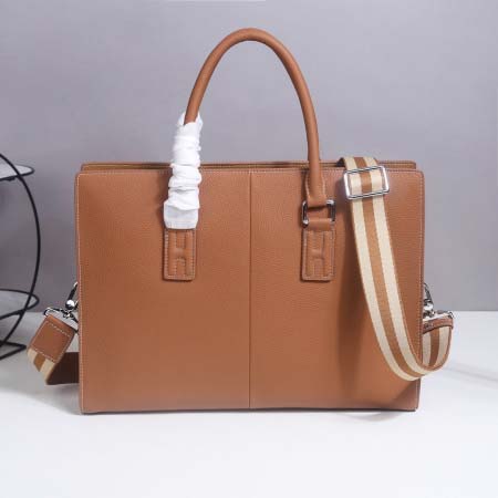 2025年9月8日入荷新作HERMES/人気/本革/バッグ 人気 おすすめ 父の日 誕生日/ギフト プレゼント 結婚式男友達の誕生日プレゼント