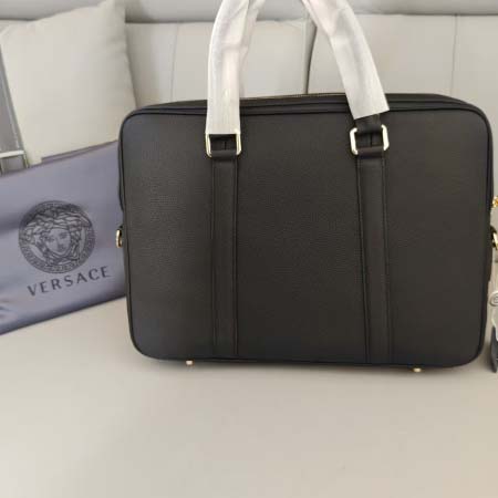 2025年9月8日入荷新作VERSACE /人気/本革/バッグ 人気 おすすめ 父の日 誕生日/ギフト プレゼント 結婚式男友達の誕生日プレゼント