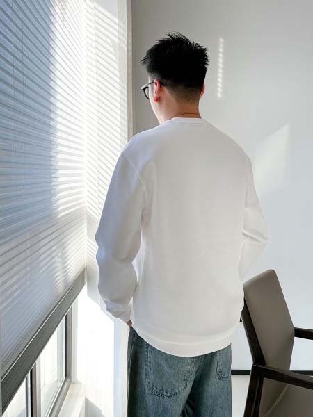 2025年9月9日入荷新作Pradaスウェット高品質人気商品/誕生日プレゼント/FF工場