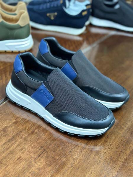 2025年9月17日入荷新品Pradaカジュアルシューズ/スニーカー｜メンズ靴人気本革製ギフト/誕生日/XG工場