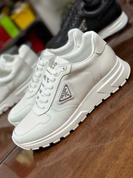 2025年9月17日入荷新品Pradaカジュアルシューズ/スニーカー｜メンズ靴人気本革製ギフト/誕生日/XG工場