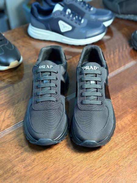 2025年9月17日入荷新品Pradaカジュアルシューズ/スニーカー｜メンズ靴人気本革製ギフト/誕生日/XG工場