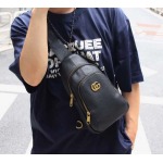 2025年9月5日入荷新作Gucci  /人気/本革/バッグ 人気 おすすめ 父の日 誕生日/ギフト プレゼント 結婚式男友達の誕生日プレゼント