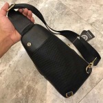 2025年9月5日入荷新作Versace /人気/本革/バッグ 人気 おすすめ 父の日 誕生日/ギフト プレゼント 結婚式男友達の誕生日プレゼント