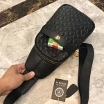 2025年9月5日入荷新作Versace /人気/本革/バッグ 人気 おすすめ 父の日 誕生日/ギフト プレゼント 結婚式男友達の誕生日プレゼント