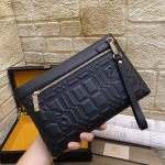 2025年9月5日入荷新作Burberry/人気/本革/バッグ 人気 おすすめ 父の日 誕生日/ギフト プレゼント 結婚式男友達の誕生日プレゼント