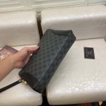 2025年9月5日入荷新作Gucci/人気/本革/バッグ 人気 おすすめ 父の日 誕生日/ギフト プレゼント 結婚式男友達の誕生日プレゼント