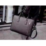 2025年9月8日入荷新作Prada/人気/本革/バッグ 人気 おすすめ 父の日 誕生日/ギフト プレゼント 結婚式男友達の誕生日プレゼント