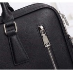 2025年9月8日入荷新作Prada/人気/本革/バッグ 人気 おすすめ 父の日 誕生日/ギフト プレゼント 結婚式男友達の誕生日プレゼント