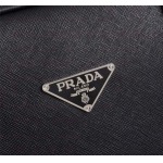 2025年9月8日入荷新作Prada/人気/本革/バッグ 人気 おすすめ 父の日 誕生日/ギフト プレゼント 結婚式男友達の誕生日プレゼント