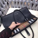 2025年9月8日入荷新作Burberry/人気/本革/バッグ 人気 おすすめ 父の日 誕生日/ギフト プレゼント 結婚式男友達の誕生日プレゼント