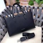 2025年9月8日入荷新作Burberry/人気/本革/バッグ 人気 おすすめ 父の日 誕生日/ギフト プレゼント 結婚式男友達の誕生日プレゼント