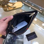2025年9月8日入荷新作Gucci/人気/本革/バッグ 人気 おすすめ 父の日 誕生日/ギフト プレゼント 結婚式男友達の誕生日プレゼント