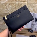 2025年9月8日入荷新作Gucci         /人気/本革/バッグ 人気 おすすめ 父の日 誕生日/ギフト プレゼント 結婚式男友達の誕生日プレゼント
