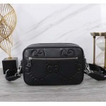 2025年9月8日入荷新作Gucci         /人気/本革/バッグ 人気 おすすめ 父の日 誕生日/ギフト プレゼント 結婚式男友達の誕生日プレゼント