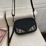2025年9月8日入荷新作Fendi/人気/本革/バッグ 人気 おすすめ 父の日 誕生日/ギフト プレゼント 結婚式男友達の誕生日プレゼント