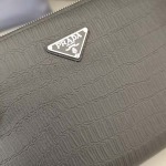 2025年9月8日入荷新作PRADA/人気/本革/バッグ 人気 おすすめ 父の日 誕生日/ギフト プレゼント 結婚式男友達の誕生日プレゼント
