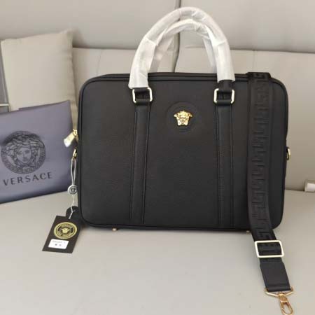 2025年9月8日入荷新作VERSACE /人気/本革/バッ...