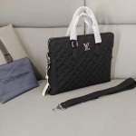 2025年9月8日入荷新作LOUIS VUITTON/人気/本革/バッグ 人気 おすすめ 父の日 誕生日/ギフト プレゼント 結婚式男友達の誕生日プレゼント