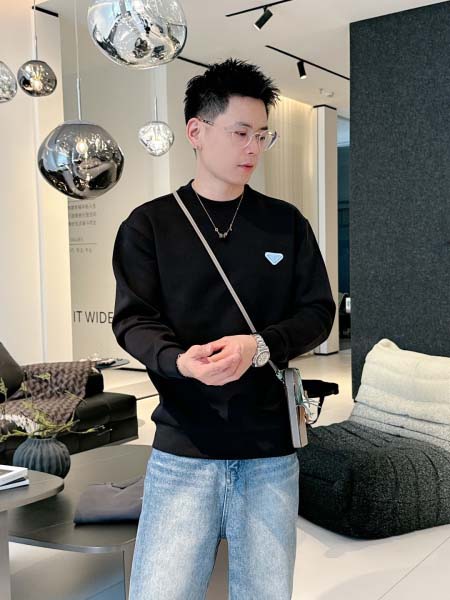 2025年9月9日入荷新作Pradaスウェット高品質人気商品...