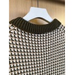 2025年9月15日入荷秋冬新作Louis Vuittonニットの半袖高品質人気商品/誕生日プレゼント/FF工場