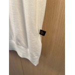 2025年9月15日入荷秋冬新作Louis Vuittonニットの半袖高品質人気商品/誕生日プレゼント/FF工場