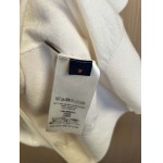 2025年9月15日入荷秋冬新作Louis Vuittonニットの半袖高品質人気商品/誕生日プレゼント/FF工場