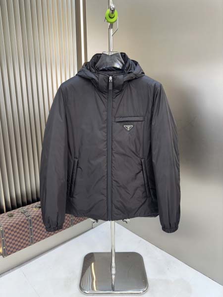 2025年10月22日秋冬入荷新作Prada ダウンジャケット高品質 人気商品/DD工場