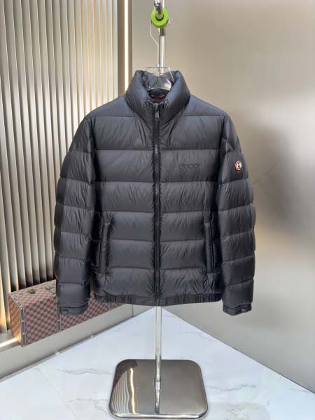 2025年10月23日秋冬入荷新作Gucciダウンジャケット高品質 人気商品/DD工場