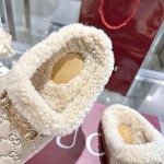 2025年10月22日入荷新作GUCCI女性用35-42靴人気商品★/誕生日プレゼント/高品質/SL工場
