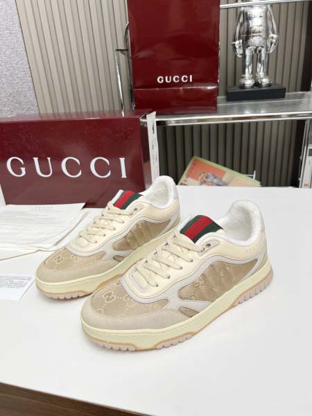 2025年10月22日入荷新作Gucci男女兼用35-45靴...