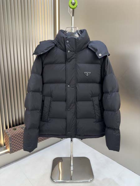 2025年10月22日秋冬入荷新作Pradaダウンジャケット...