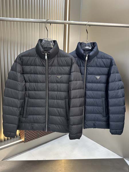 2025年10月22日秋冬入荷新作Pradaダウンジャケット...