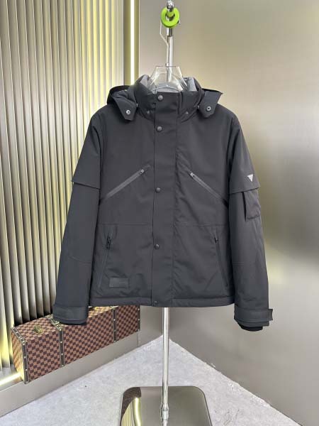 2025年10月23日秋冬入荷新作Pradaダウンジャケット...