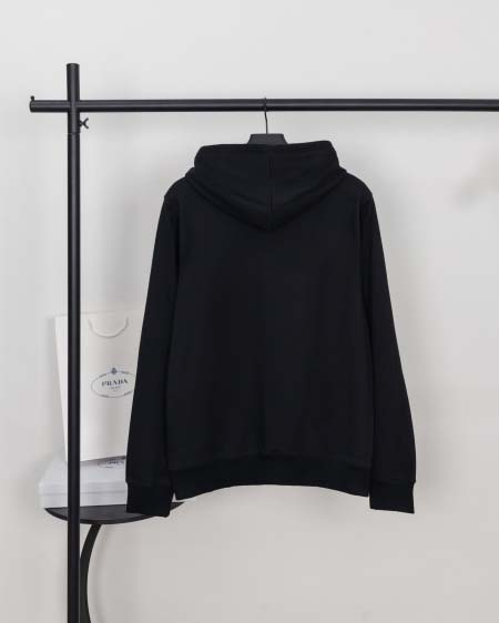 2025年11月3日秋冬新作Pradaパーカー高品質人気商品/LDF工場