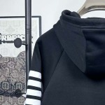 2025年11月3日秋冬新作Thom Browneパーカー高品質人気商品/LDF工場